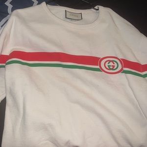 Gucci sweater worn twice size large